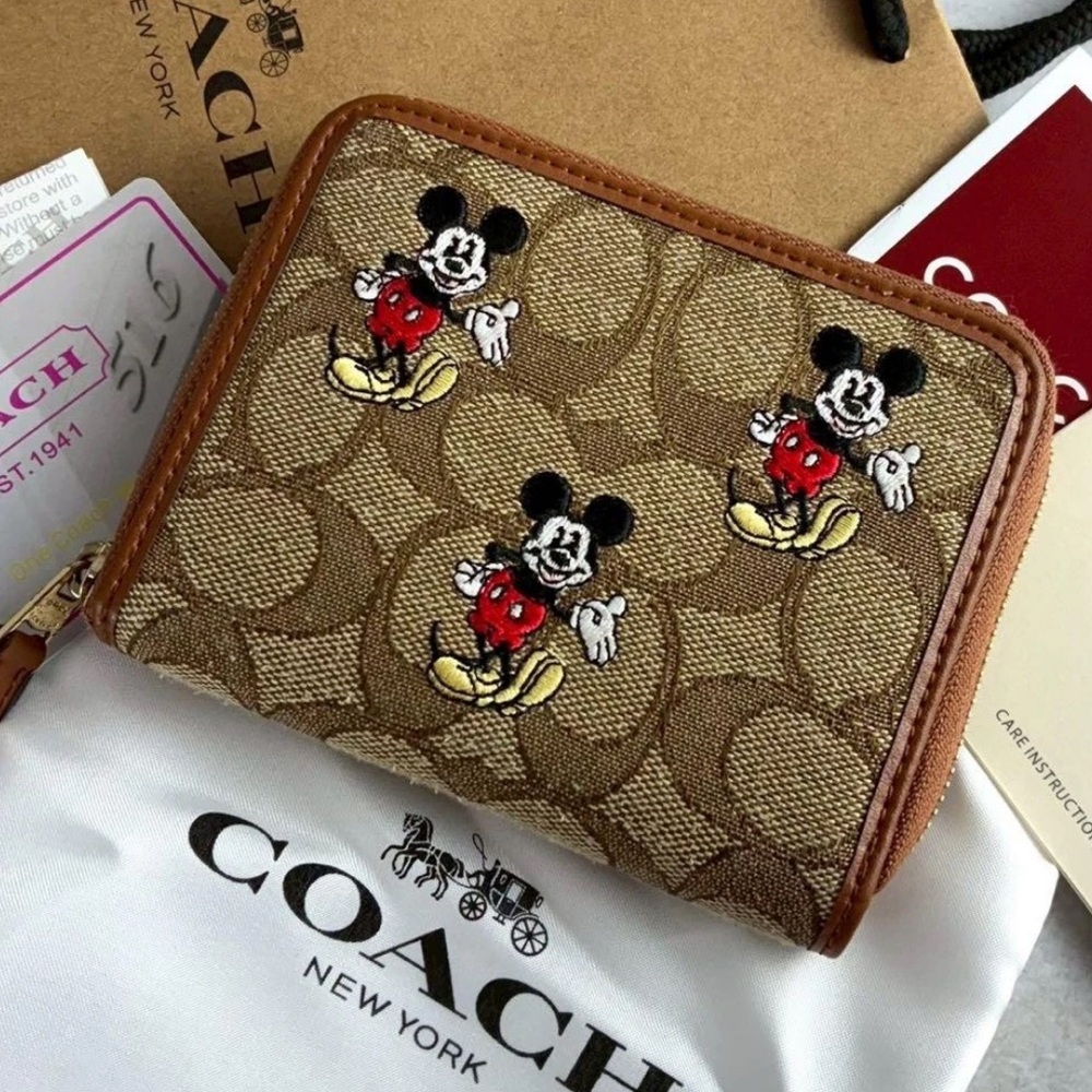 NWT COACH x DISNEY PARKS Limited Ed. 50th Mickey Mouse Compact Zip Wallet RARE